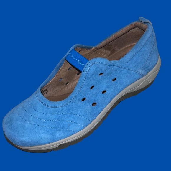 NWOB FLAT TIRE Captiva Denim Blue Suede Mary Jane Slip On  Shoes - Picture 1 of 5